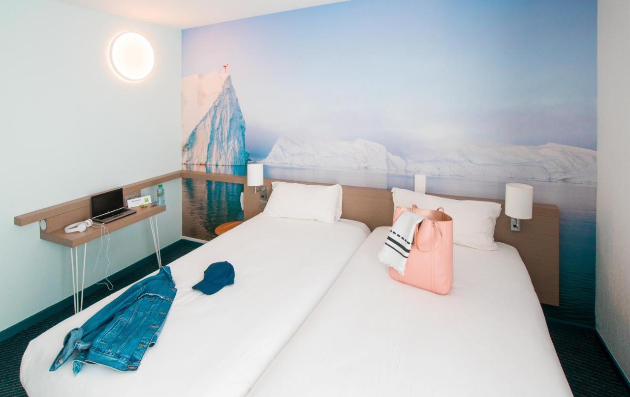 Ibis Styles Toulon Centre Port Hotel Exterior foto